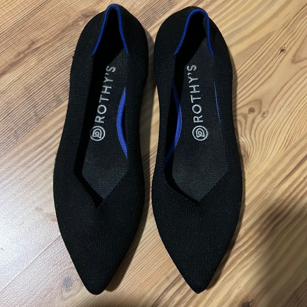 ROTHY’S FLATS THE POINT BLACK